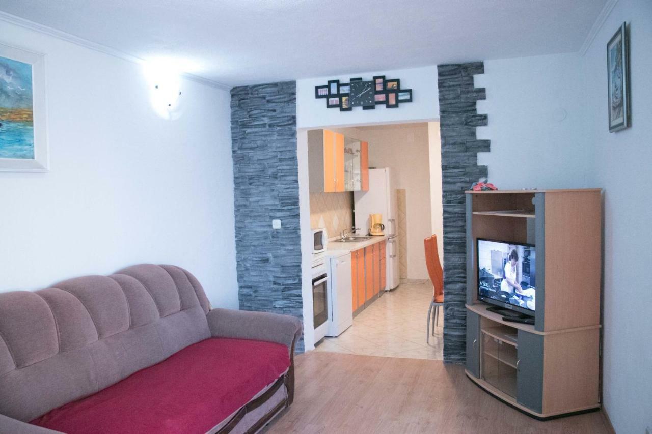 Apartment Lorena Sevid Exteriér fotografie