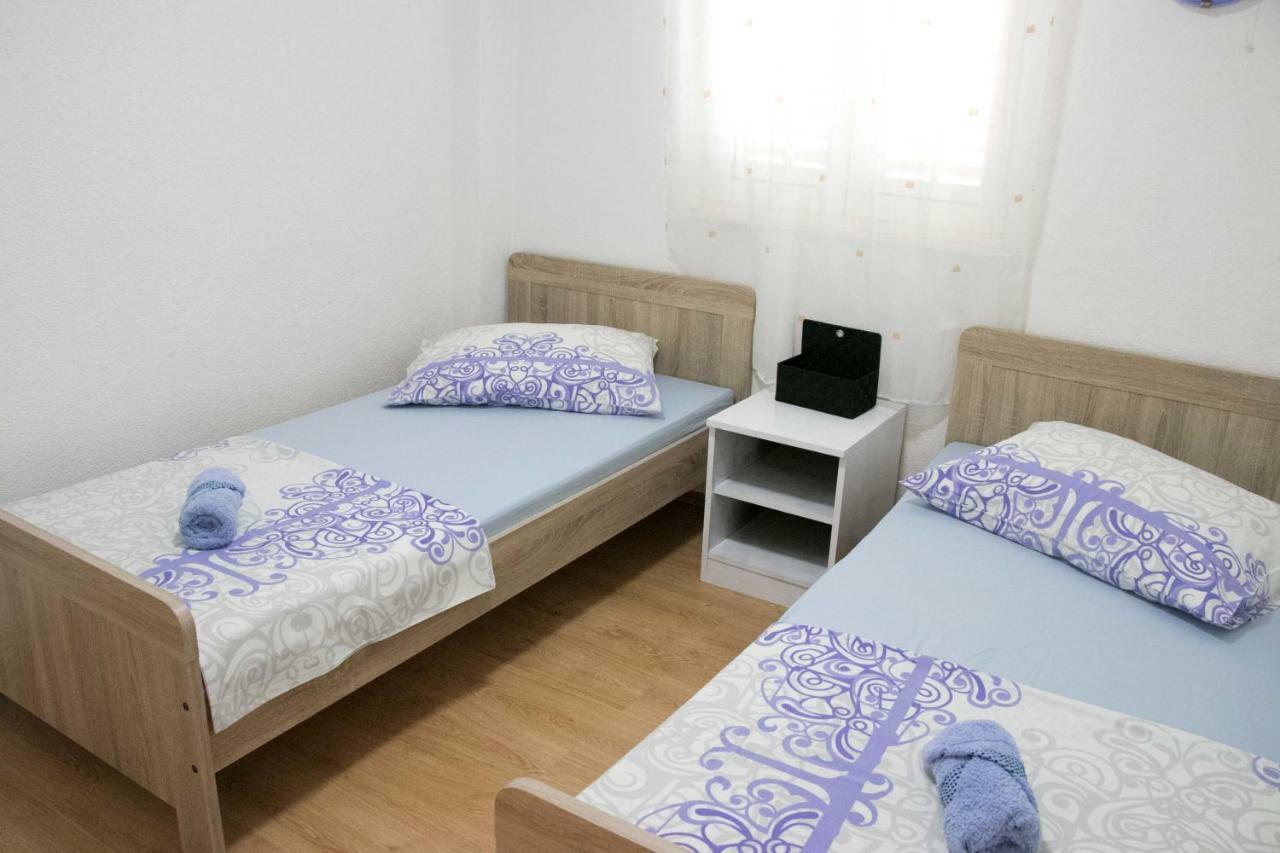 Apartment Lorena Sevid Exteriér fotografie